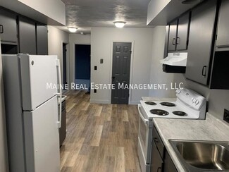 24 Wenbelle Dr Unit 404, Bucksport, ME 04416