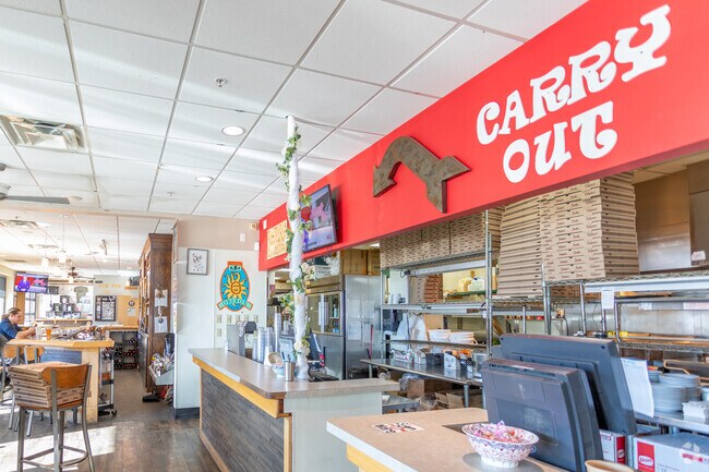 Hungry locals can head to Mio’s Pizzeria for a night out in Dry Run.