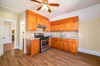 312 W Main St, Turlock, CA 95380