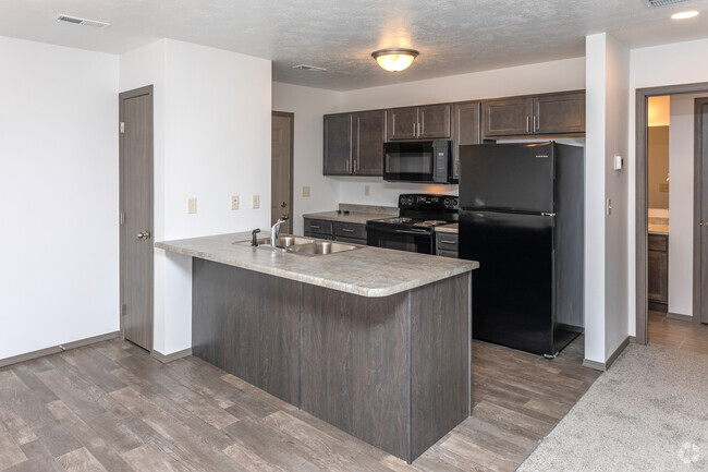 3BR, 2.5BA - 1,293SF