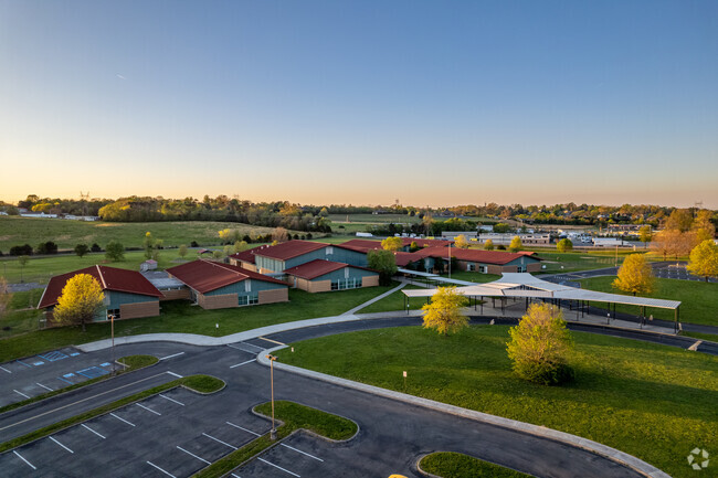 Mary Blount Elementary School received an overall grade of B from Niche.