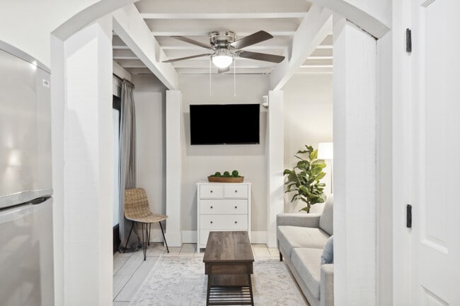 33 Cannon St unit 401, Charleston, SC 29403 - photo 3