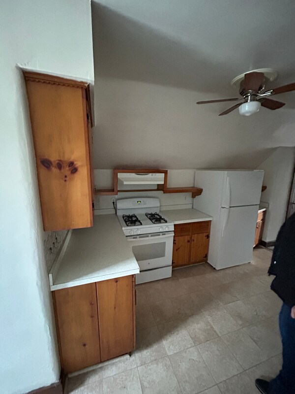 1381 Union St unit 3, Schenectady, NY 12308 - photo 6