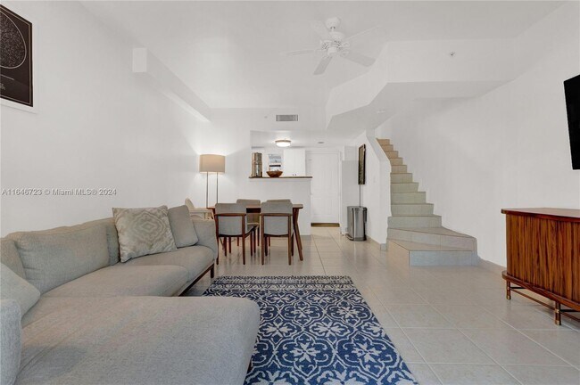 123 SW 17th Rd unit 102, Miami, FL 33129 - photo 2