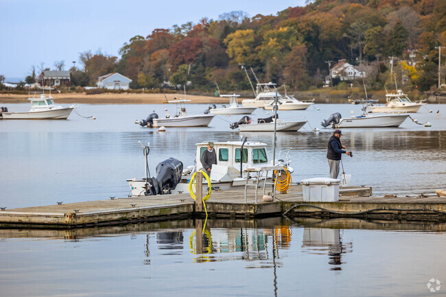 Cold Spring Harbor is the perfect neighborhood for anglers and boaters.