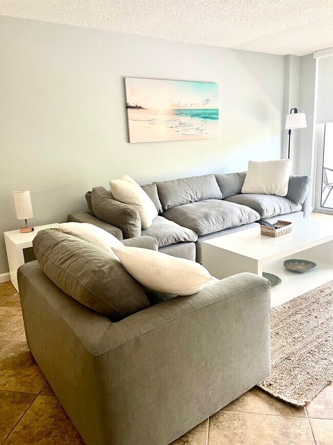 5 Bluebill Ave unit 203, Naples, FL 34108 - photo 7