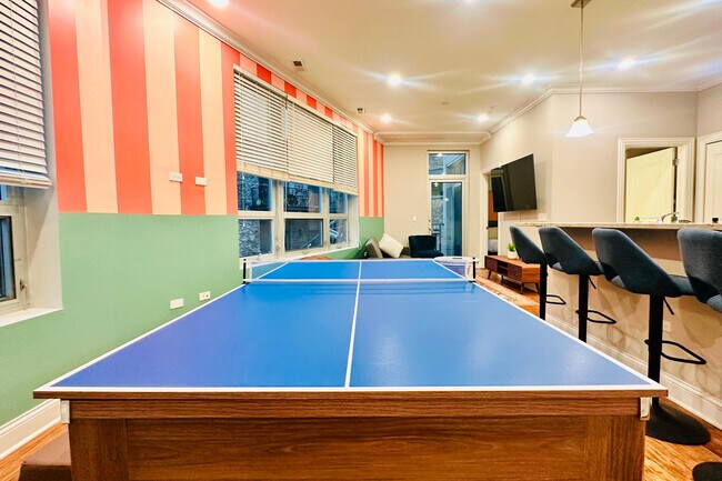 951 W Huron St unit ID1031380P, Chicago, IL 60642 - photo 6