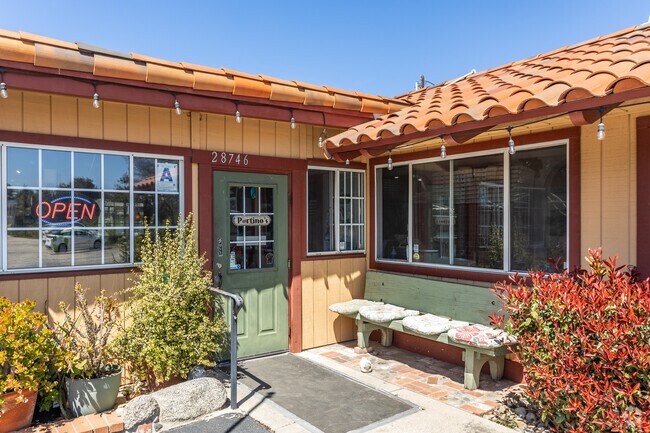 Enjoy a good meal at Portinos Restaurant in Valley Center