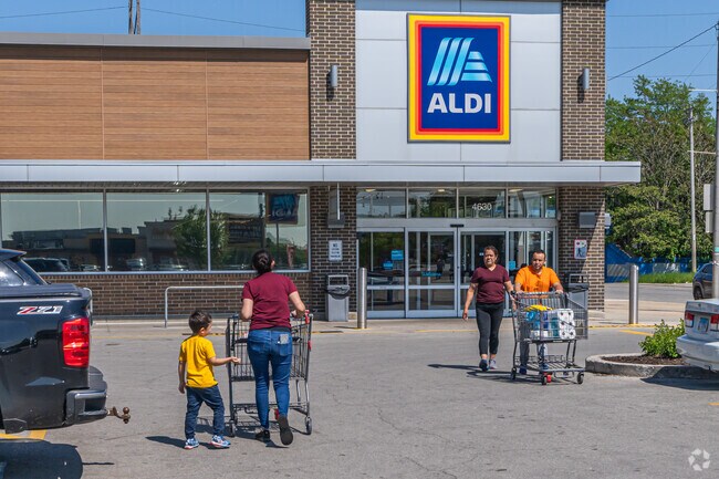 Cicero residents shop for groceries at Aldi.