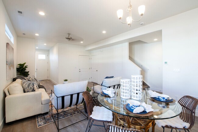 Verde Commons Apartments, Colorado Springs, CO 80910 - photo 4