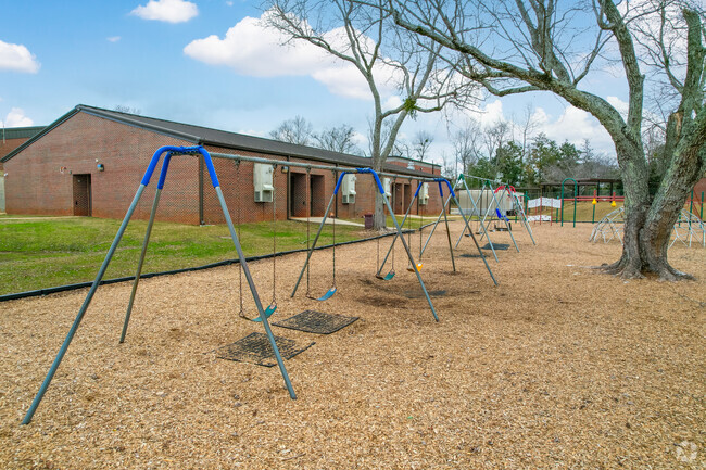 Atkinson Elementary School has an overall Niche Score of B-.