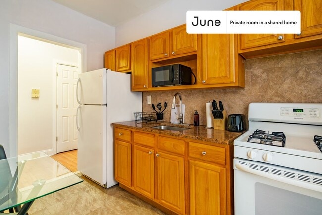 579 61st St unit A, New York City, NY 11220 - photo 5