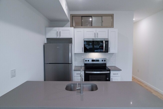 7246 Rising Sun Ave unit Rising sun, Philadelphia, PA 19111 - photo 3