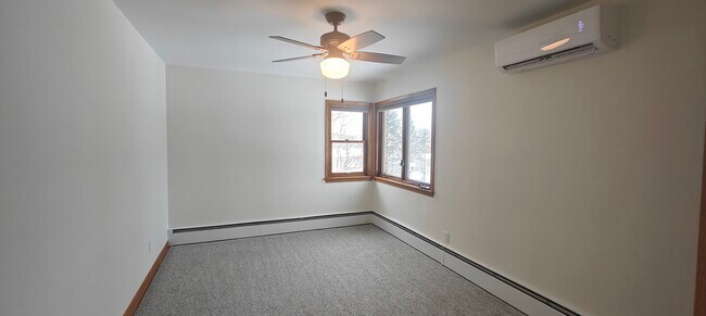 2473 Lake Ave unit 2, Saint Paul, MN 55110 - photo 4