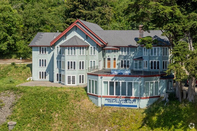 The Pacific Maritime Heritage Center showcases Oregon's rich maritime history.