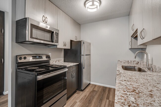 Garden Oaks Apartments, Coon Rapids, MN 55448 - photo 3