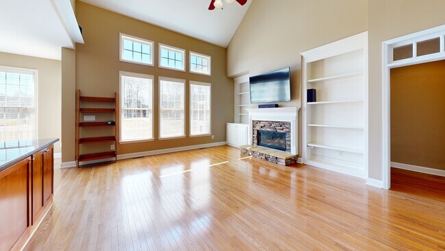 5745 Kendrick Ln, Cumming, GA 30041 - photo 2