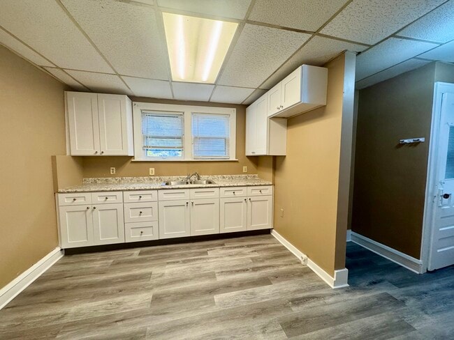 1604 Yale Ave NW, Canton, OH 44703 - photo 4