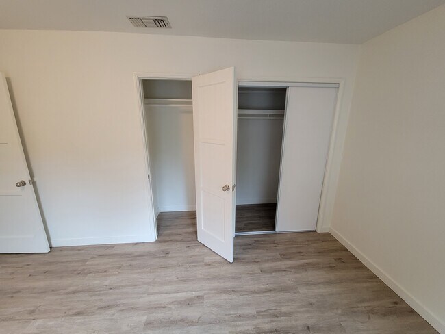 3052 Honolulu Ave unit Front Unit, La Crescenta, CA 91214 - photo 7