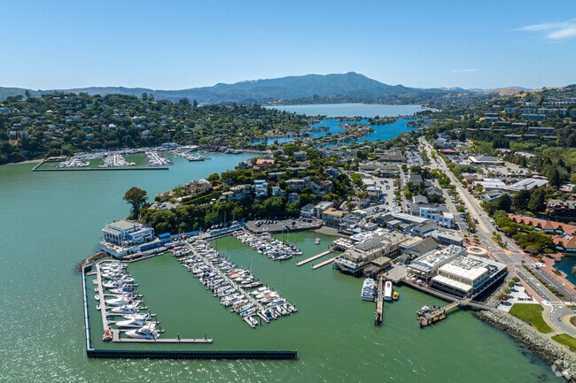 Belvedere is a natural Island which used to be separated from the mainland by a marsh.