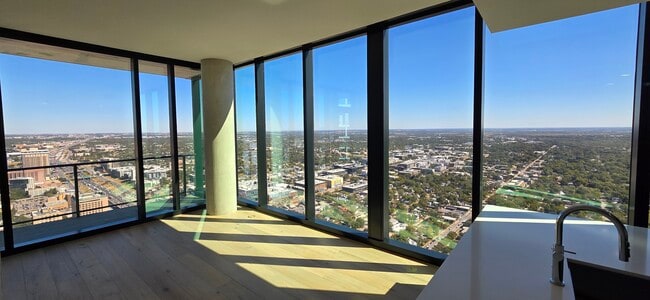 The Modern Austin Residences unit 5007, Austin, TX 78701 - photo 6