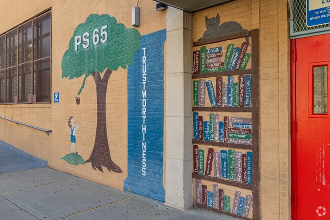 PS 65Q has a student-teacher ratio of 14 to 1.