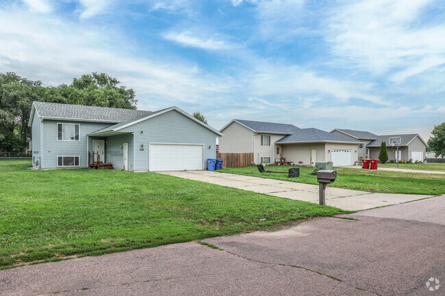 Some Norton Tracts homes are two-story with split-level construction.