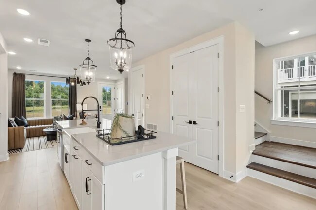 765 Elevation Rd, Frederick, MD 21702 - photo 4