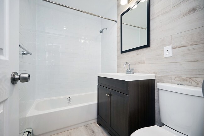 15321 78th St unit B, Howard Beach, NY 11414 - photo 7