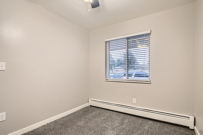 9375 E 17th Ave, Aurora, CO 80010 - photo 5