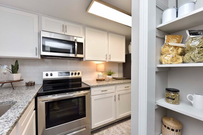 Allora, Savannah, GA 31419 - photo 6