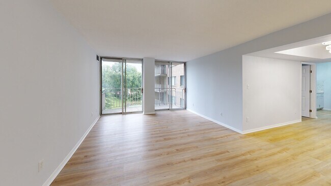 Presidential Towers unit 419, Adelphi, MD 20783 - photo 2