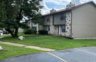 277 Northport Hills Dr, Florissant, MO 63033
