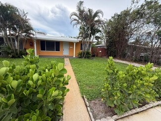 2396 NE 5th Ave, Boca Raton, FL 33431