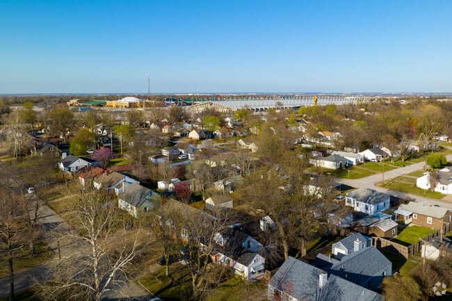 Driller's Landing is only a 10 minute drive to downtown Tulsa.