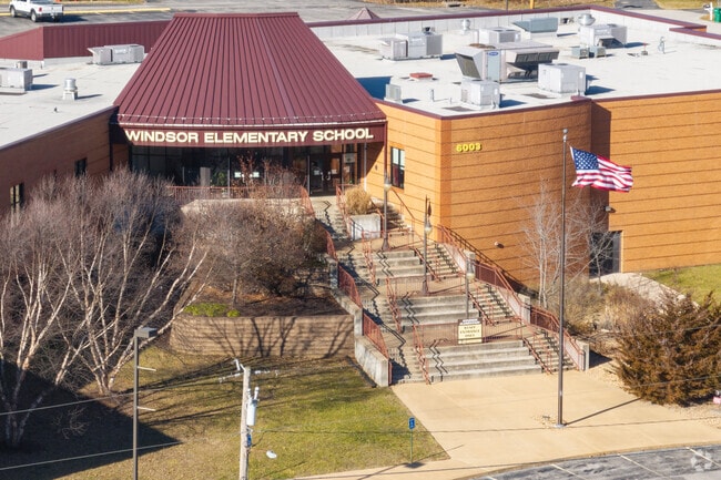 Windsor Elementary School in Imperial, MO offers various clubs and activities for students.