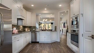 8925 Silver Springs Ct, Charlotte, NC 28215