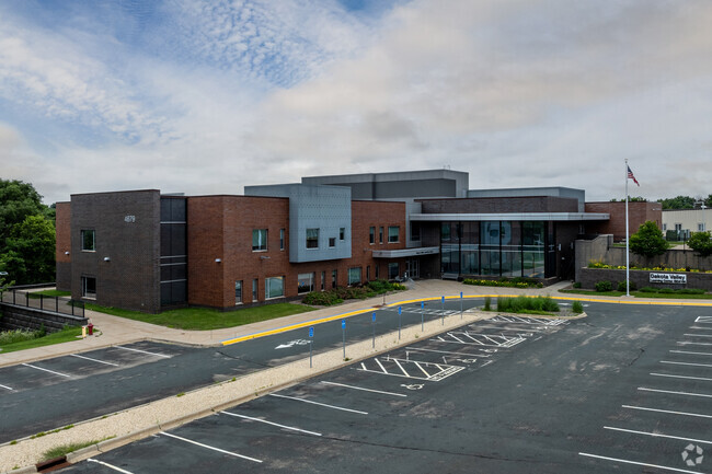 196 Extended School Year is near the Dakota Valley Learning Center.