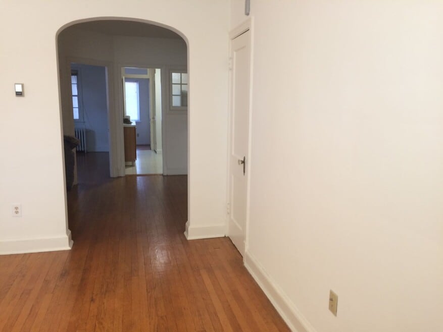 4025 Davis Place NW unit 3, Washington, DC 20007 - photo 1