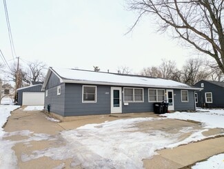 182 3rd Ave Unit 182, Marion, IA 52302