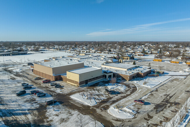 De La Salle Collegiate High School.