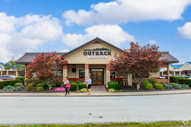 Terrace Meadows is located close to Outback Steakhouse.