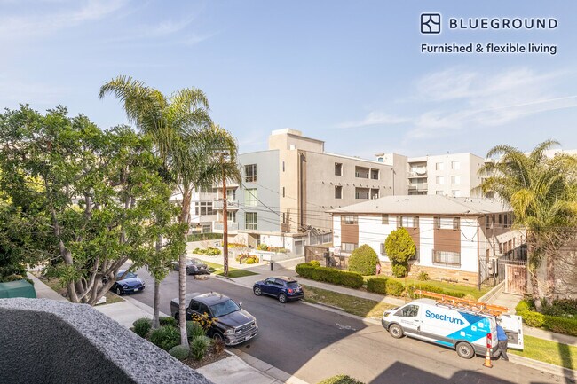 1423 N Curson Ave unit FL2-ID416, Los Angeles, CA 90046 - photo 5