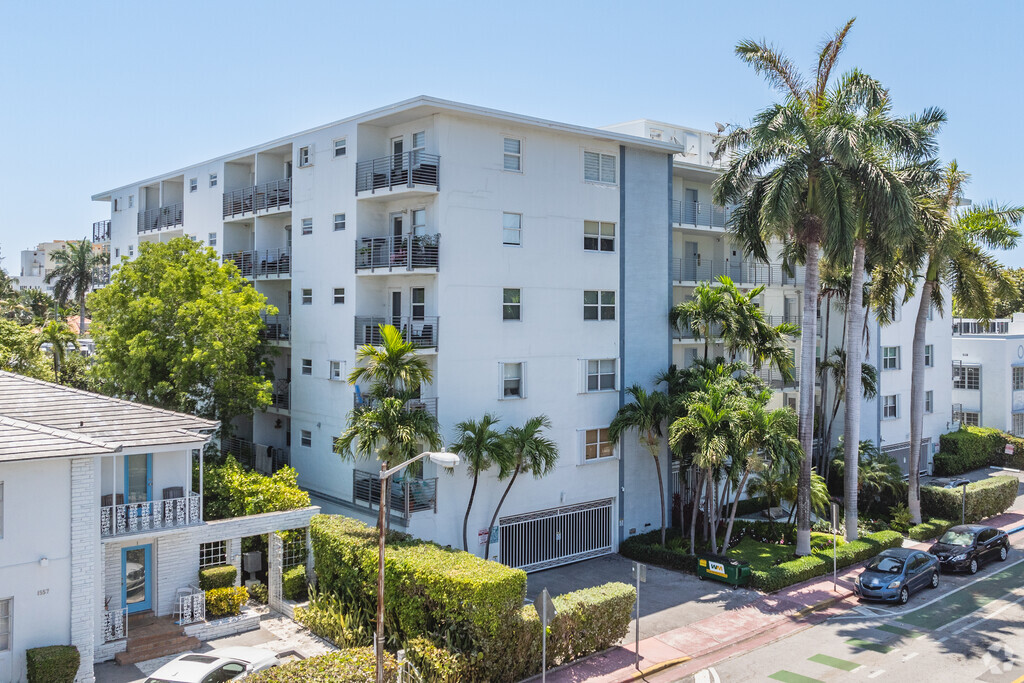 About Euclid East, Miami Beach FL | HOAs, Reviews, Amenities - Homes.com