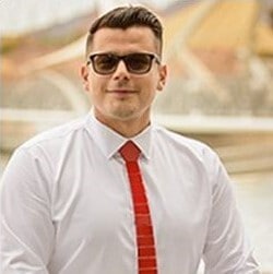 Agent Photo