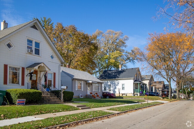 St Johns homes come in a variety of architectural styles.