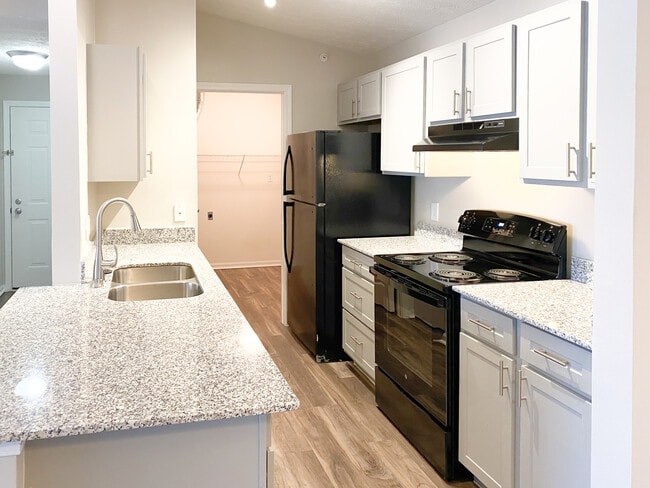 Eagle Chase, Indianapolis, IN 46254 - photo 3