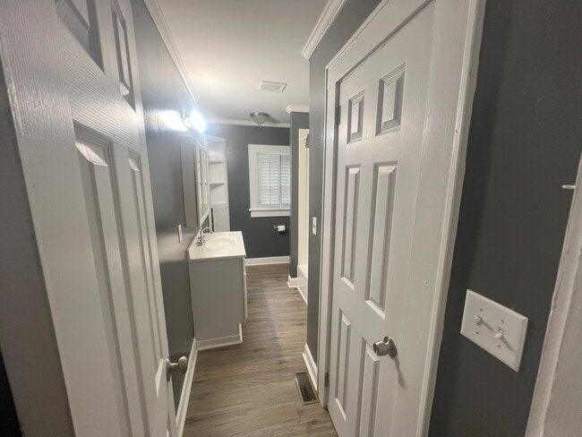 8542 Campbellton St unit A Room for Rent, Douglasville, GA 30134 - photo 4