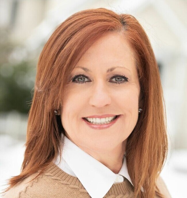 Elizabeth Saunders-Dencker