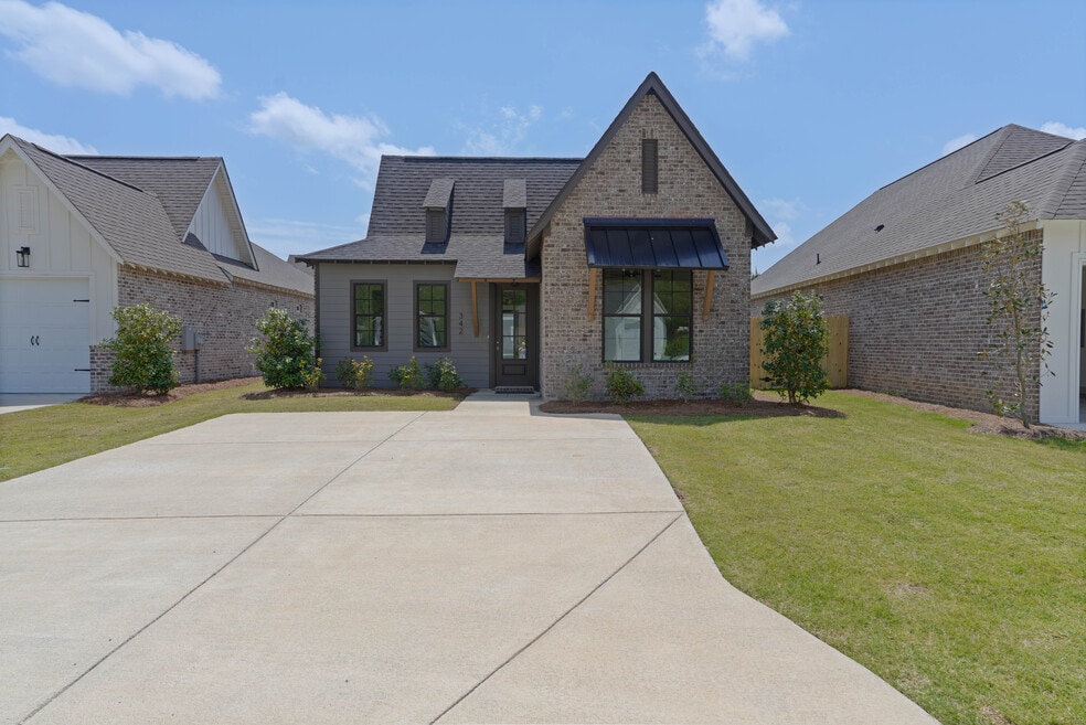 1289 Woodland Cir unit 37687117, Opelika, AL 36801 - photo 1